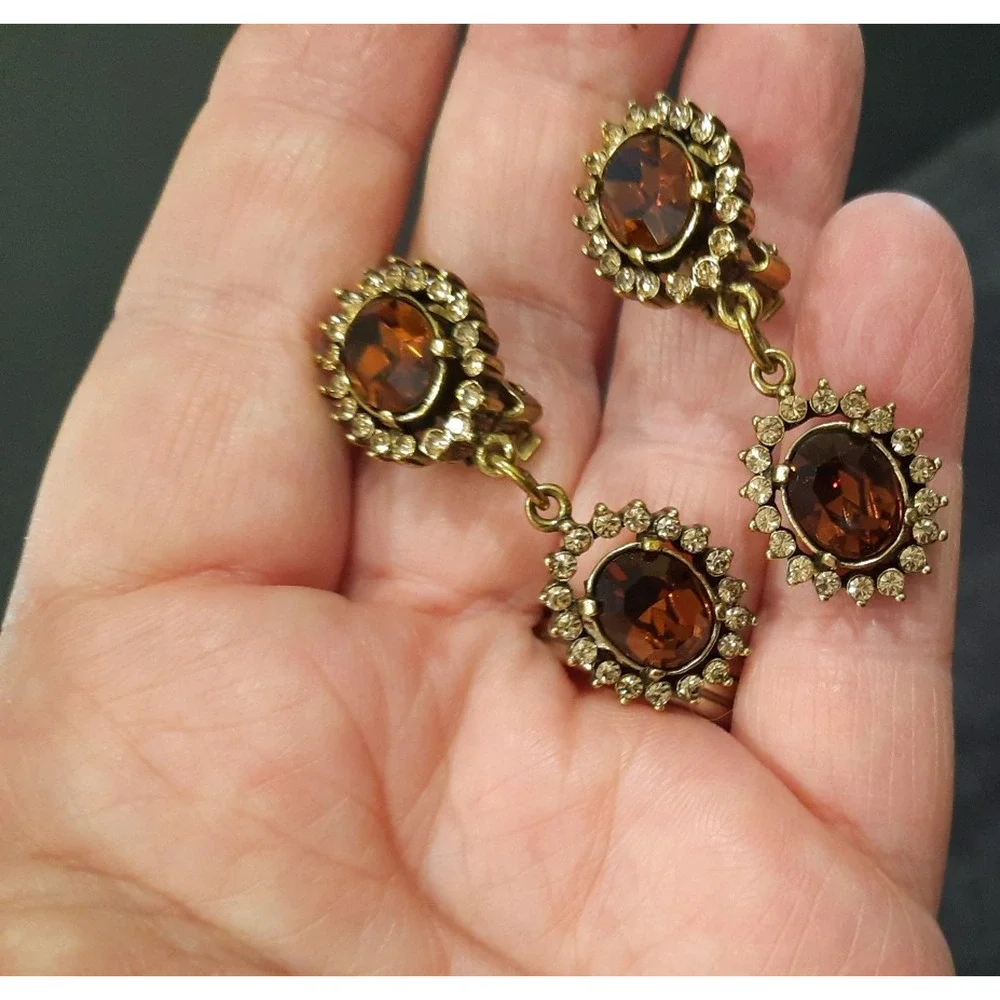 VTG HEIDI DAUS Champagne Color Swarovski Crystal Dangle Drop Clip Earrings - Picture 2 of 8